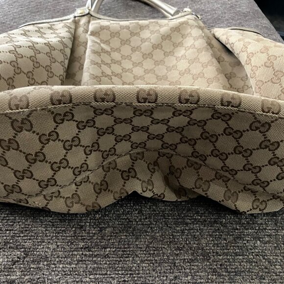 MONOGRAM Large SUKEY GUCCI Tote Gold Leather Trim & GG Gold Charm - Picture 3 of 16